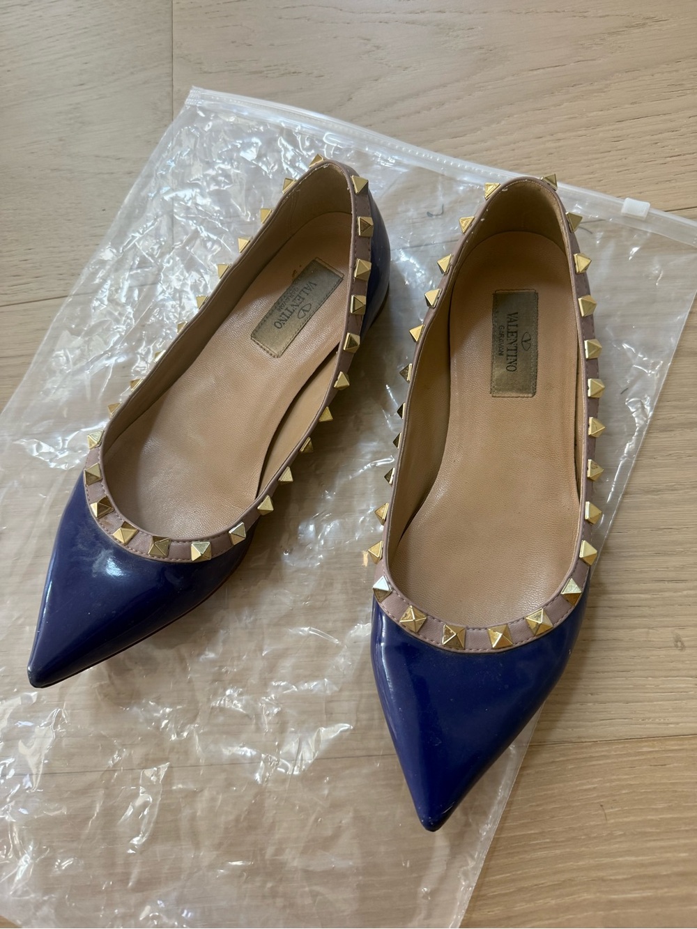 Valentino Navy Patent Pointed Rockstud Ballet Flats